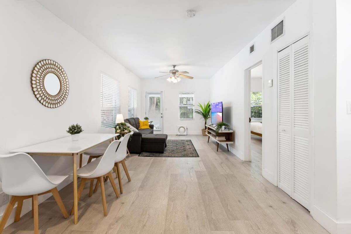 Dreamy 1-Bedroom Apt Walking Distance To Las Olas Форт Лодърдейл Екстериор снимка